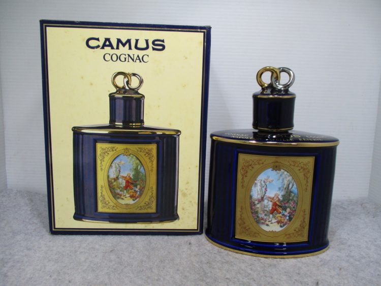 Camus Napoleon Vieille Blue Limoges Porcelain Cognac photo 1