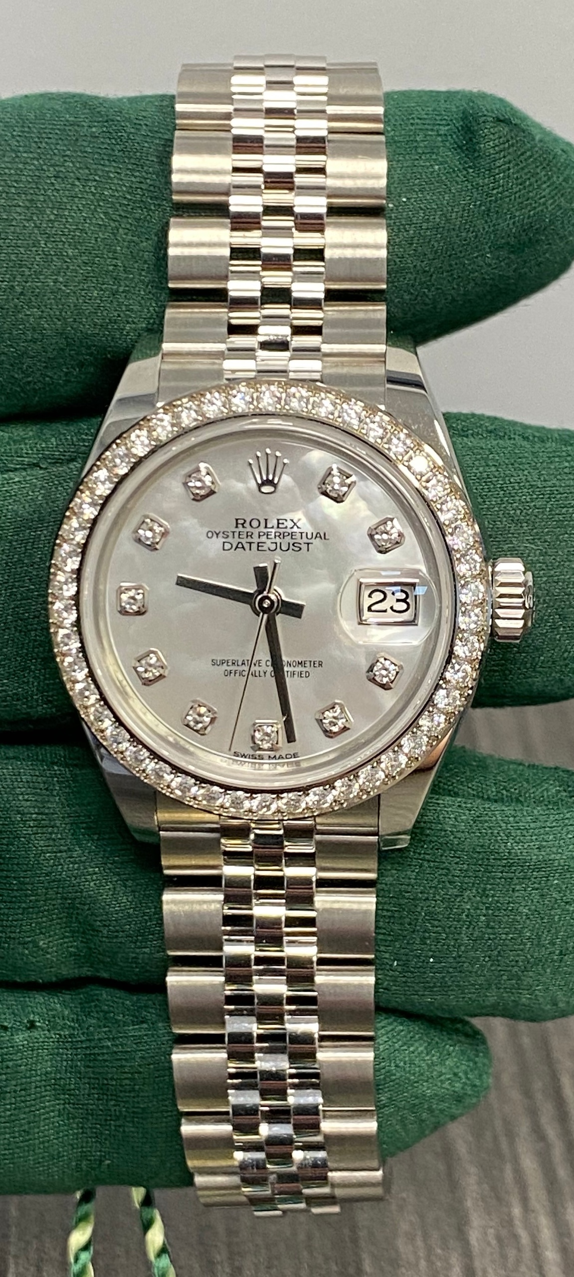 rolex oyster 28mm