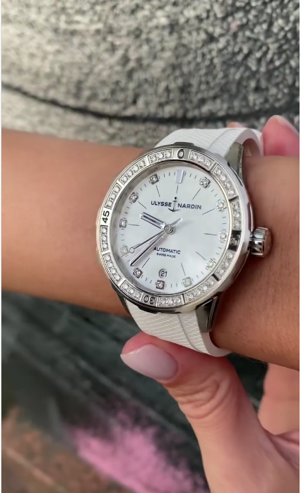 Ulysse Nardin Lady Diver Mother-of-Pearl Diamond White Rubber Watch