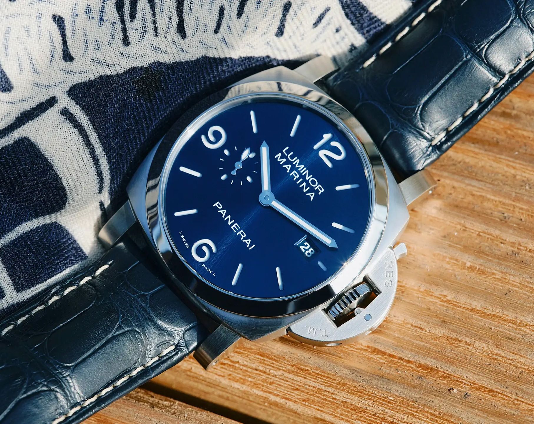 Panerai Luminor Marina 44mm Automatic Steel Mens Watch