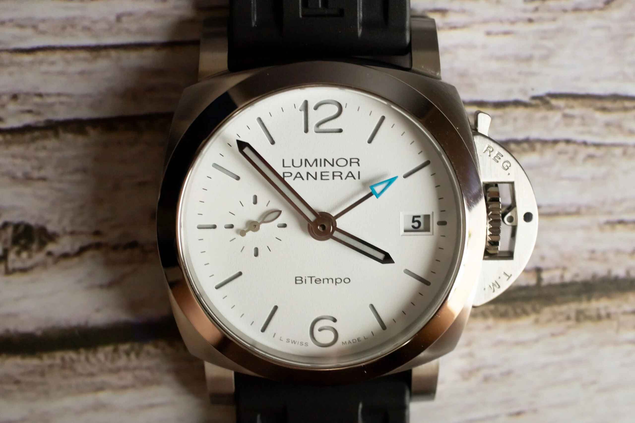 Panerai Luminor Quaranta BiTempo 40mm Automatic Steel Mens Watch