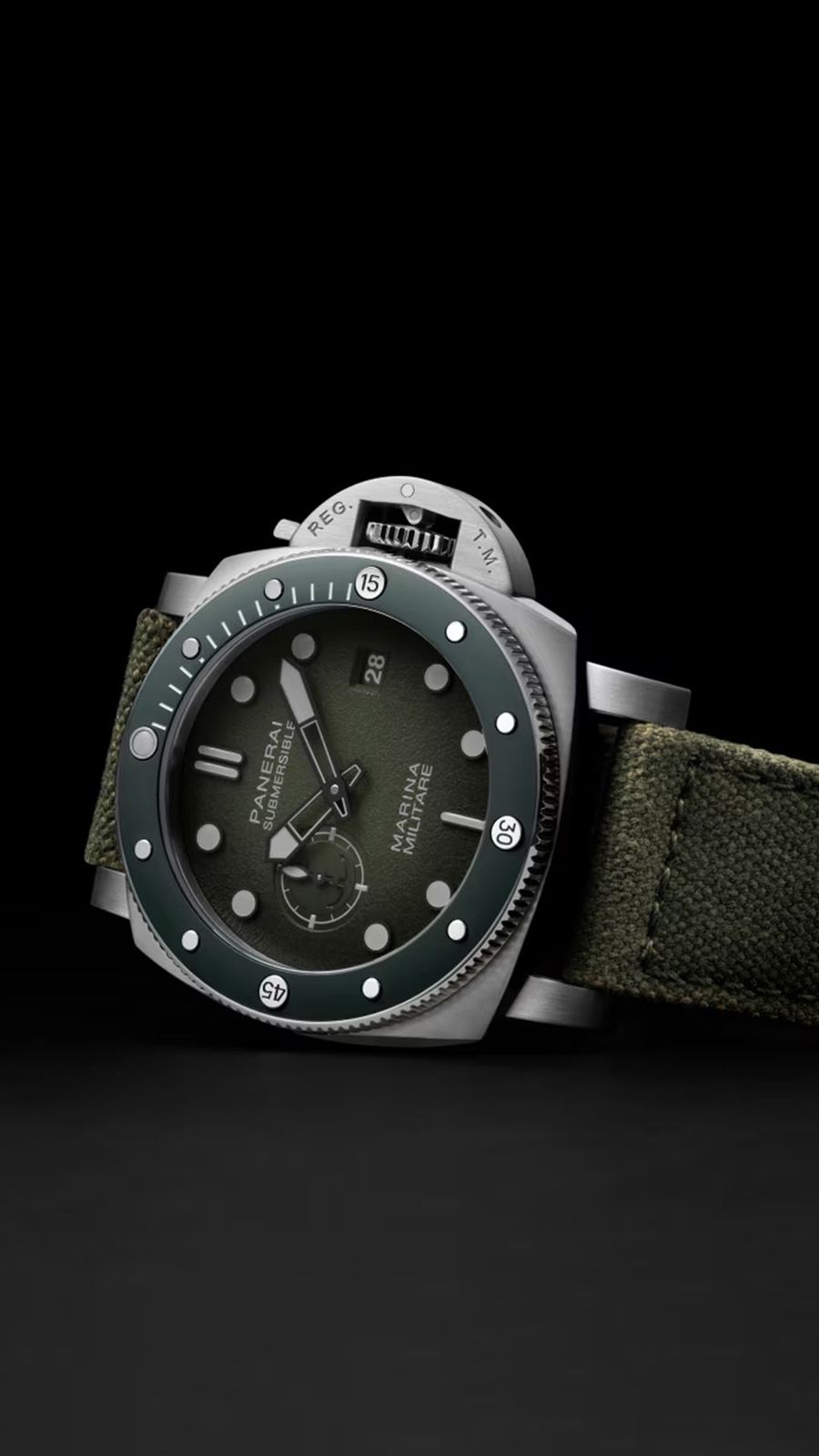 Panerai Submersible Marina Militare 44mm Automatic Mens Watch