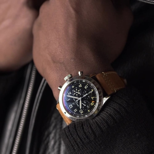 Breitling Classic AVI Super AVI B04 Stainless Steel Calfskin Leather Men's Watch